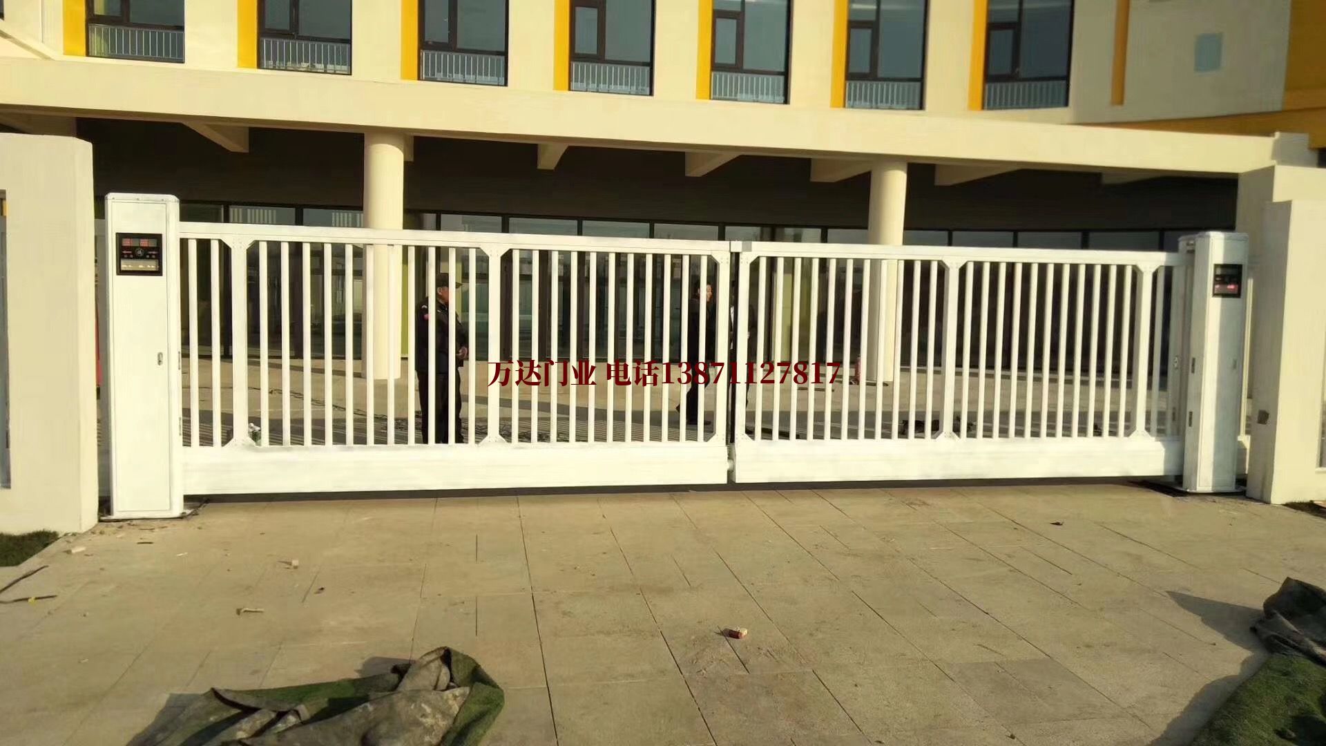 宏伟悬浮门【无轨、可折叠门、出厂设计】